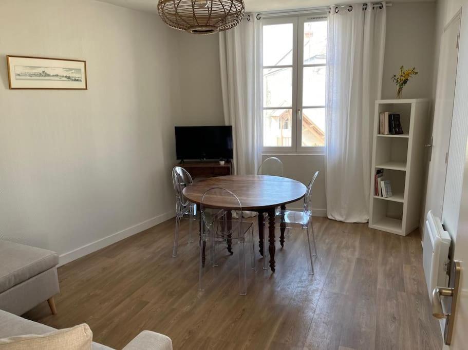 Les Marronniers Appartement Centre Saumur Bord De Loire Екстериор снимка