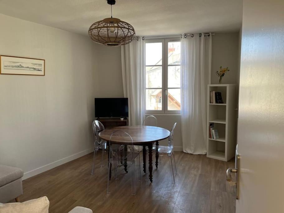 Les Marronniers Appartement Centre Saumur Bord De Loire Екстериор снимка